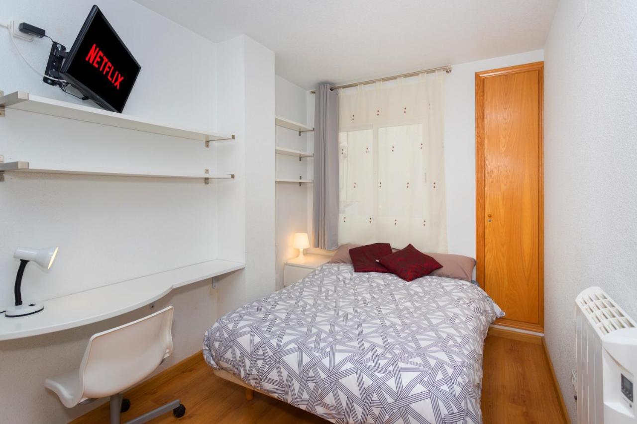 Central Market Guestrooms Аликанте Экстерьер фото