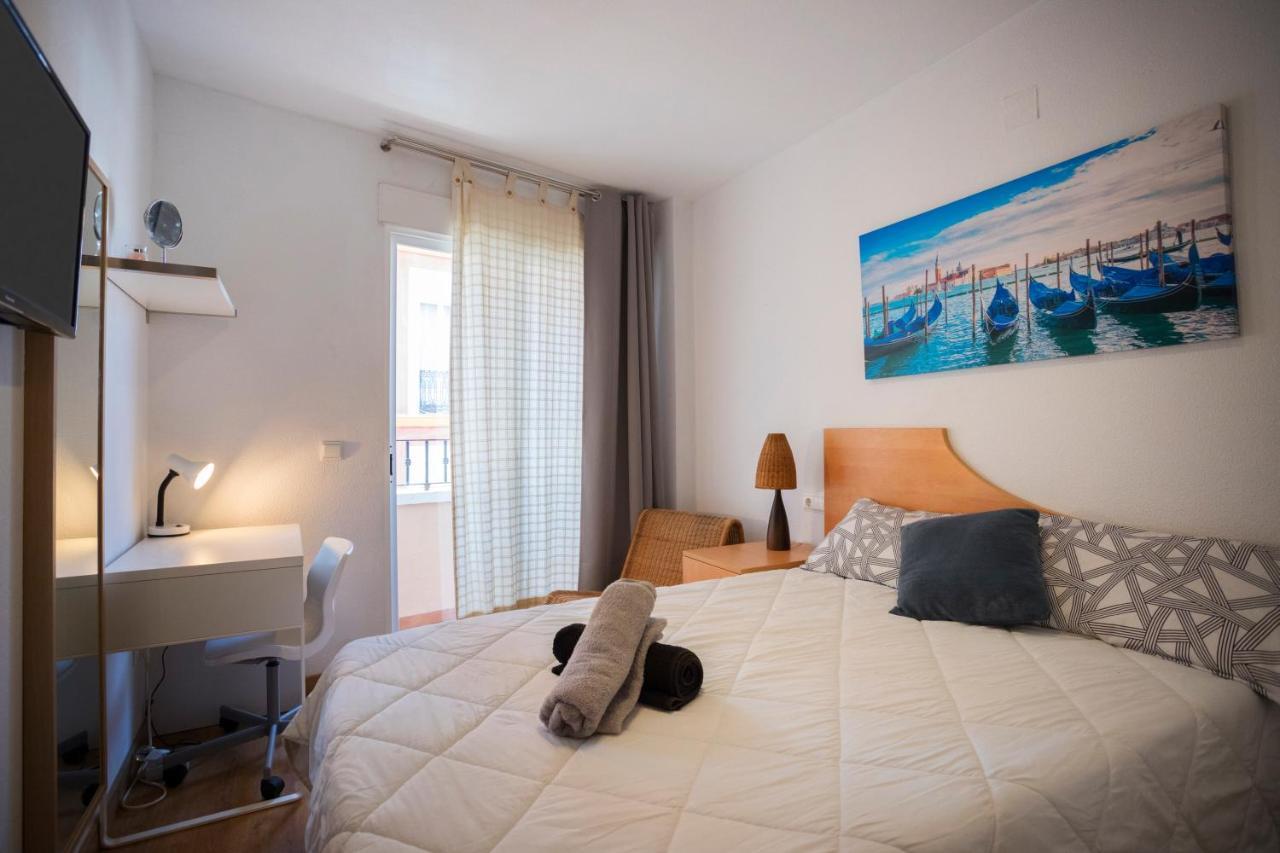 Central Market Guestrooms Аликанте Экстерьер фото