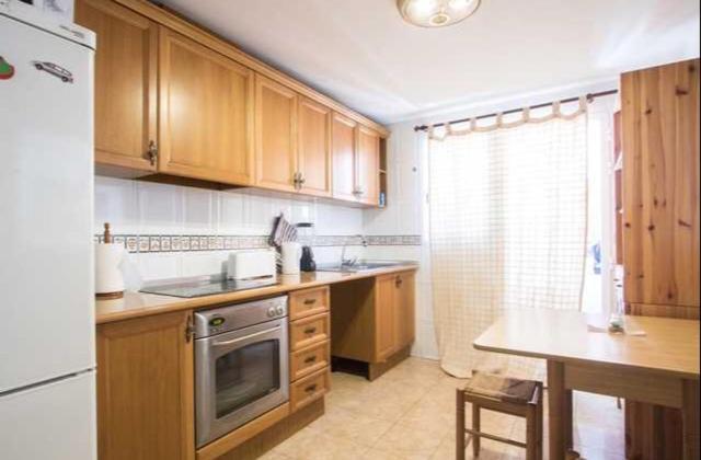Central Market Guestrooms Аликанте Экстерьер фото